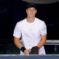 Mũ pickleball Paddletek lưỡi chai